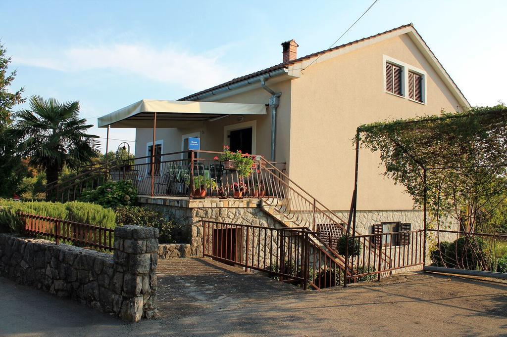 Apartment Mare Krk Milohnici Exterior foto